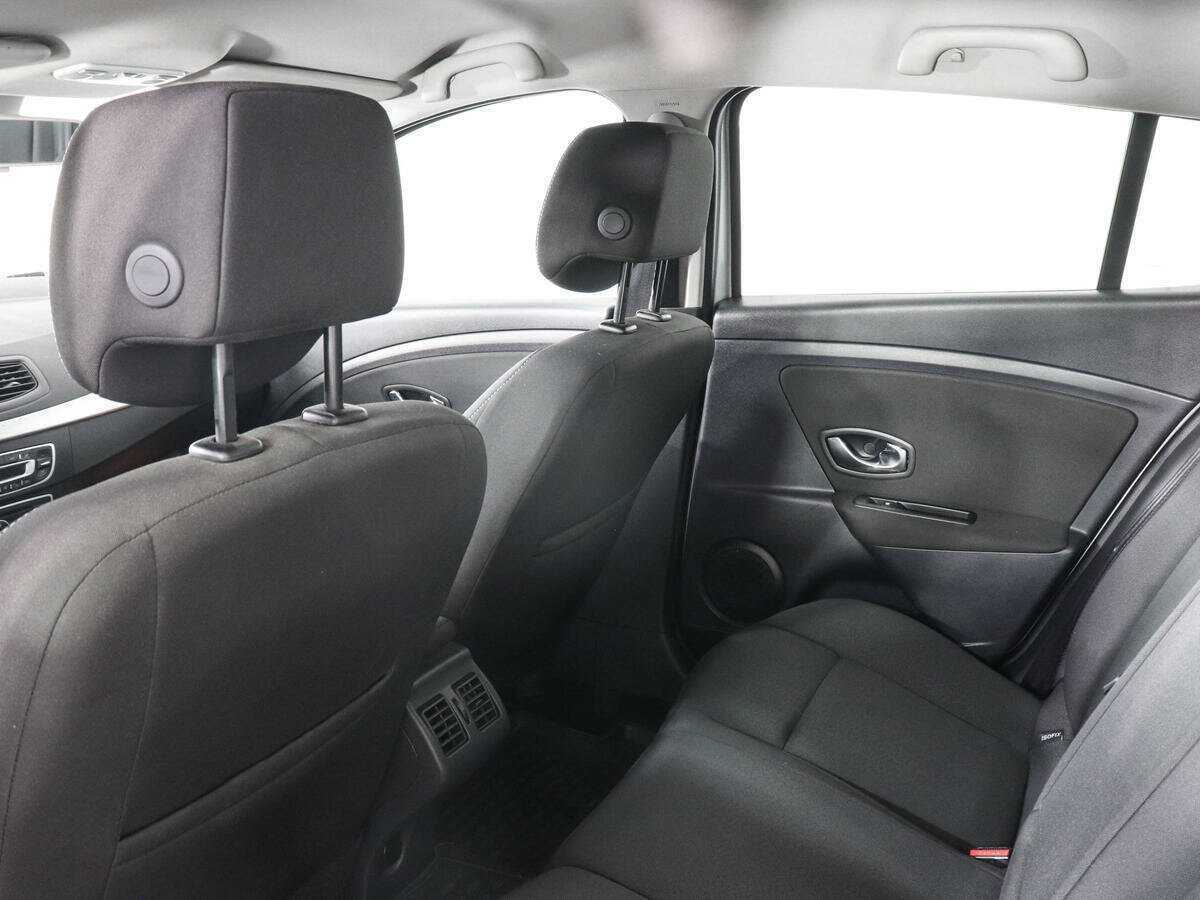 Купить Renault Megane с пробегом. Фото: #11