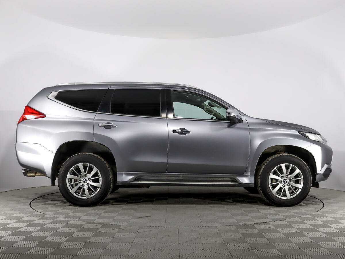 Купить Mitsubishi Pajero Sport с пробегом. Фото: #3