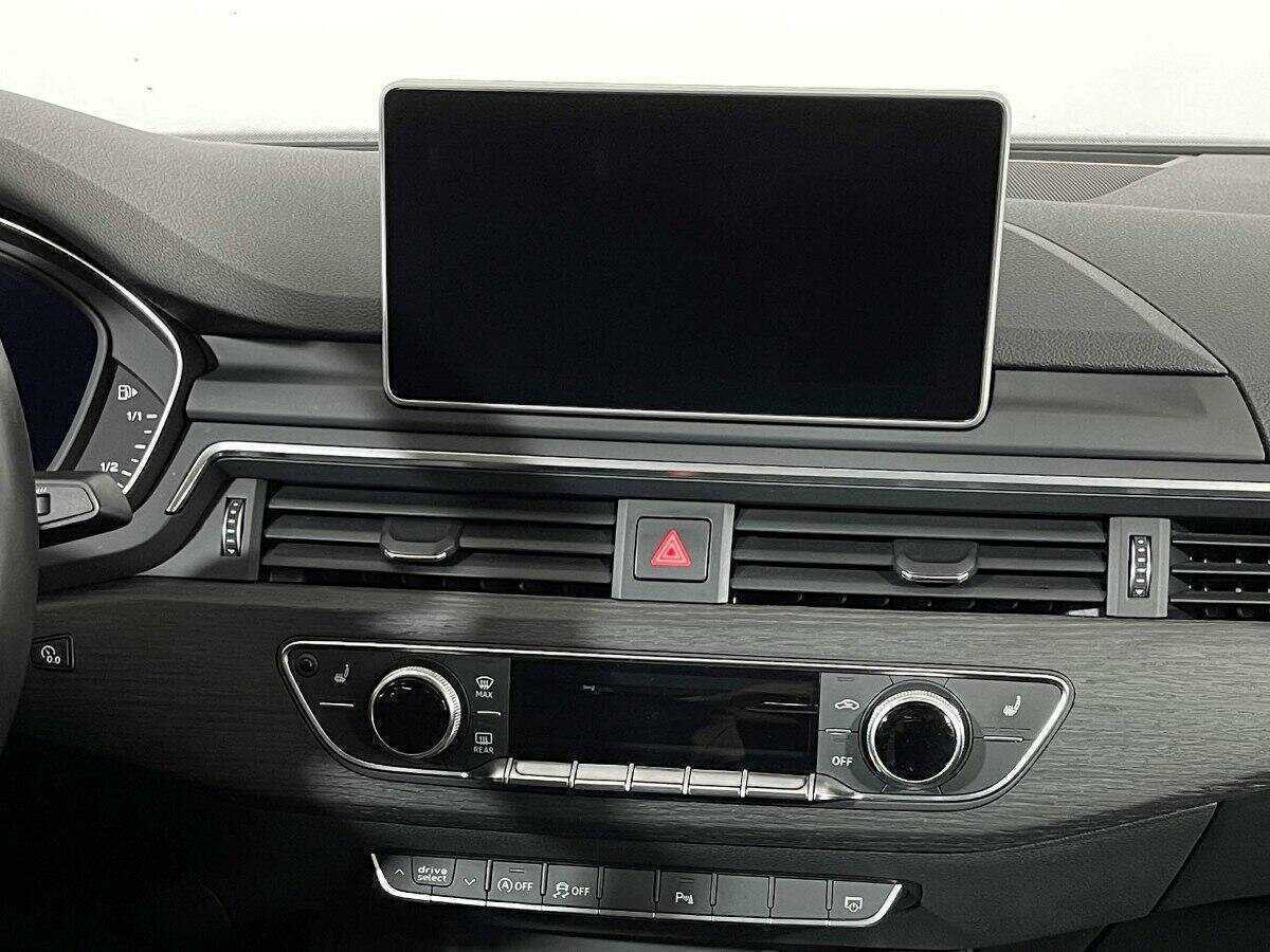 Купить Audi A4 с пробегом. Фото: #11