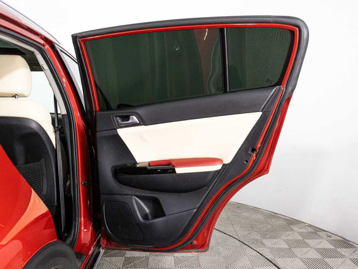 Купить Kia Sportage с пробегом. Фото: #30