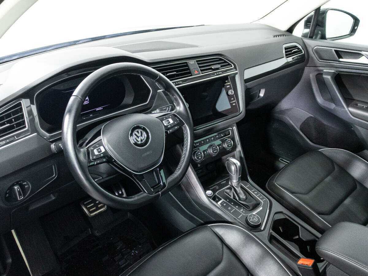 Купить Volkswagen Tiguan с пробегом. Фото: #10