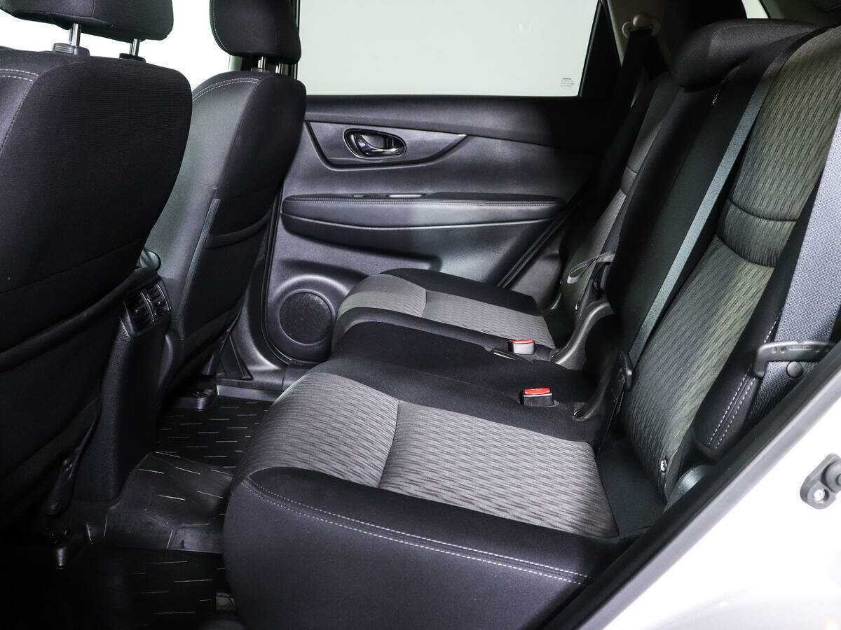 Купить Nissan X-Trail с пробегом. Фото: #9