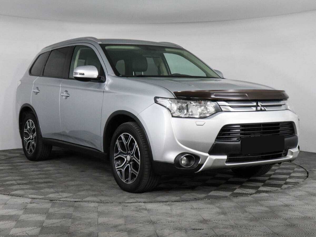 Купить Mitsubishi Outlander с пробегом. Фото: #2