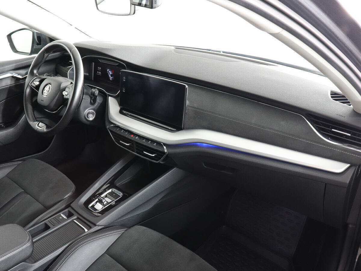 Купить Skoda Octavia с пробегом. Фото: #9