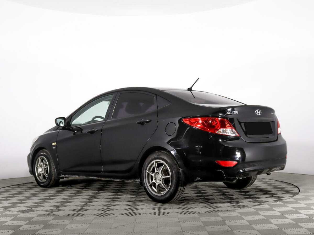 Купить Hyundai Solaris с пробегом. Фото: #6