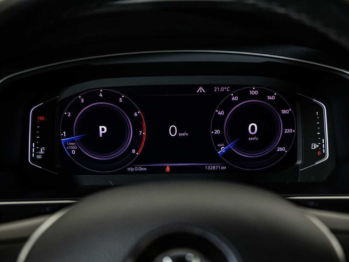 Купить Volkswagen Tiguan с пробегом. Фото: #11