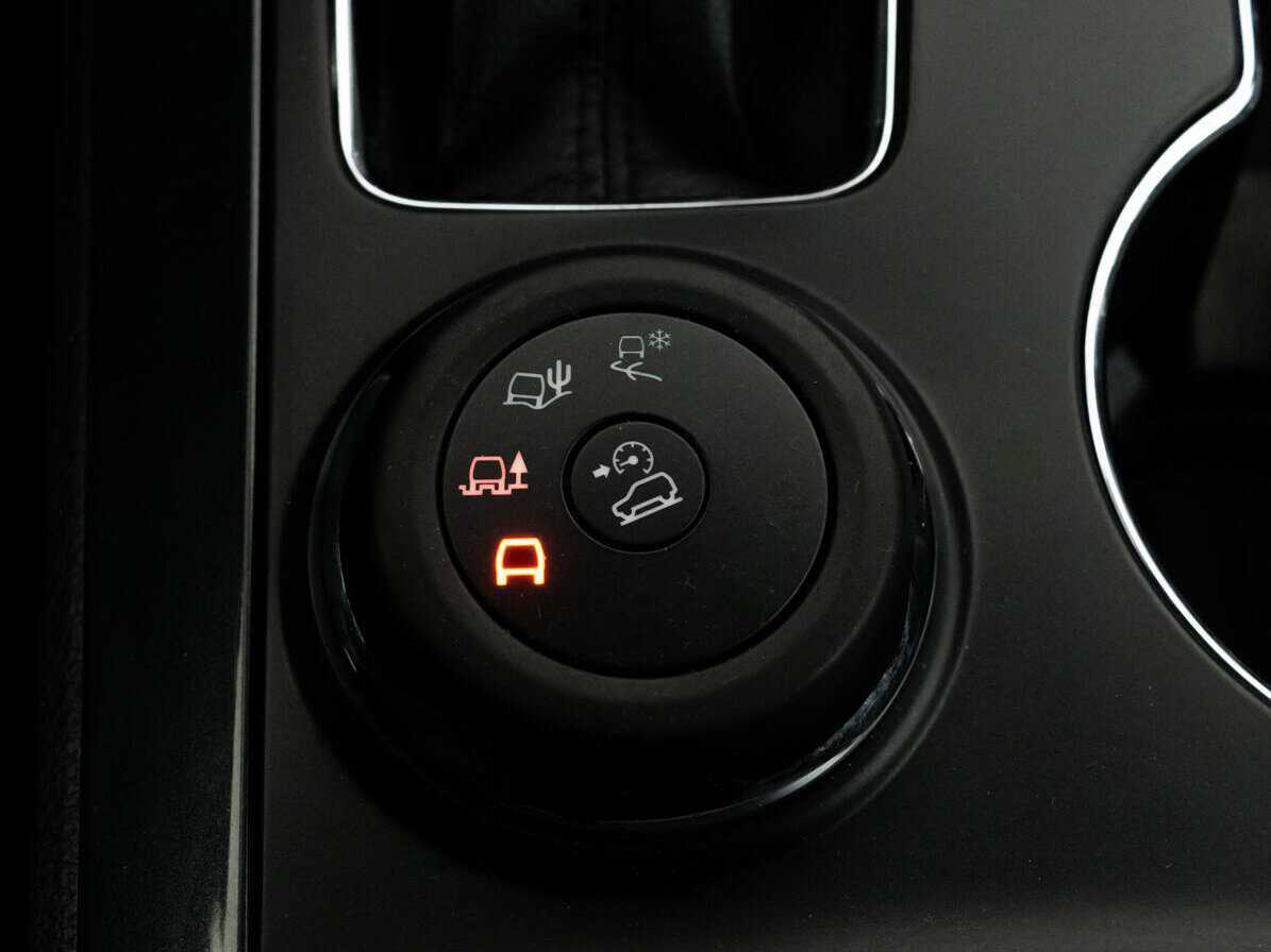 Купить Ford Explorer с пробегом. Фото: #13