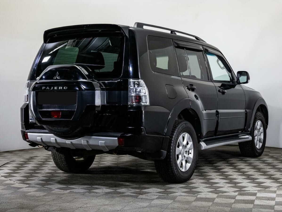 Купить Mitsubishi Pajero с пробегом. Фото: #3