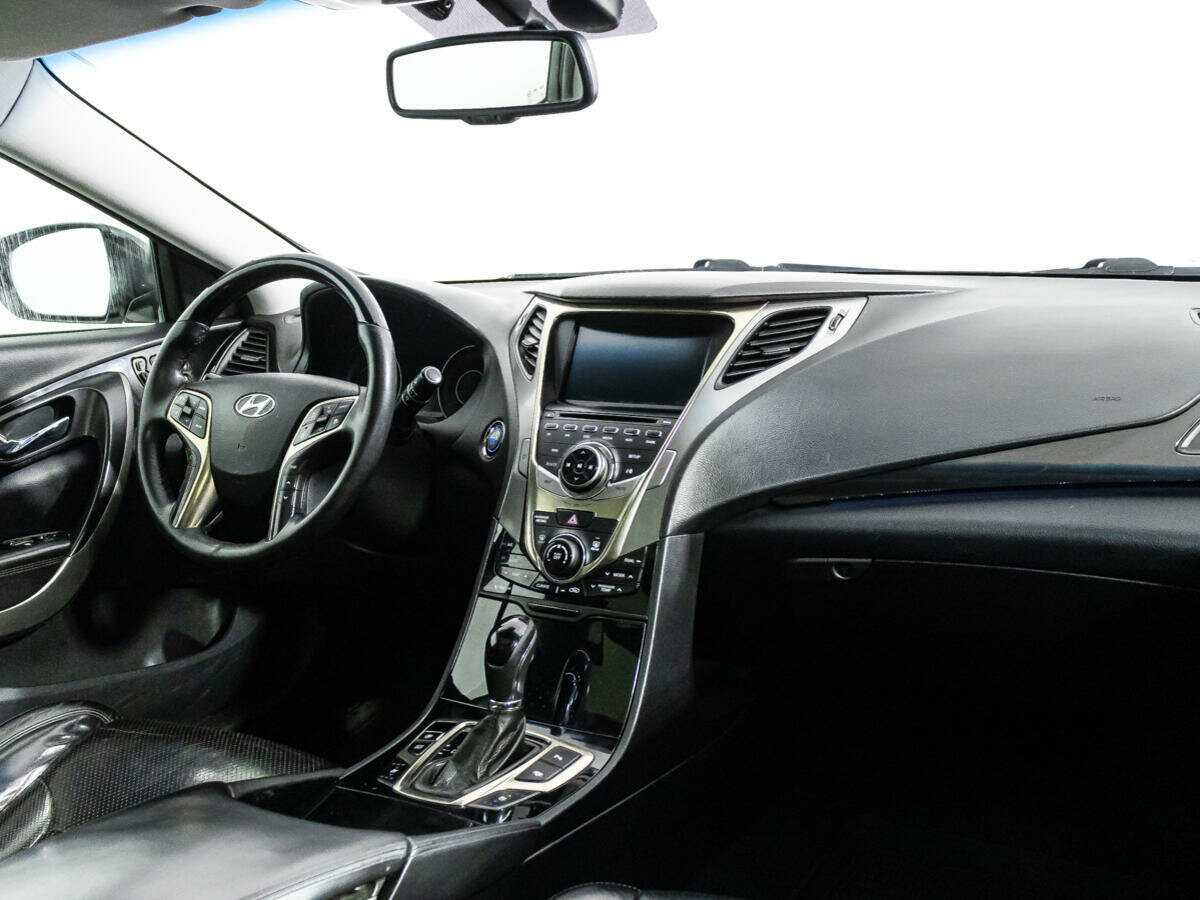 Купить Hyundai Grandeur с пробегом. Фото: #8