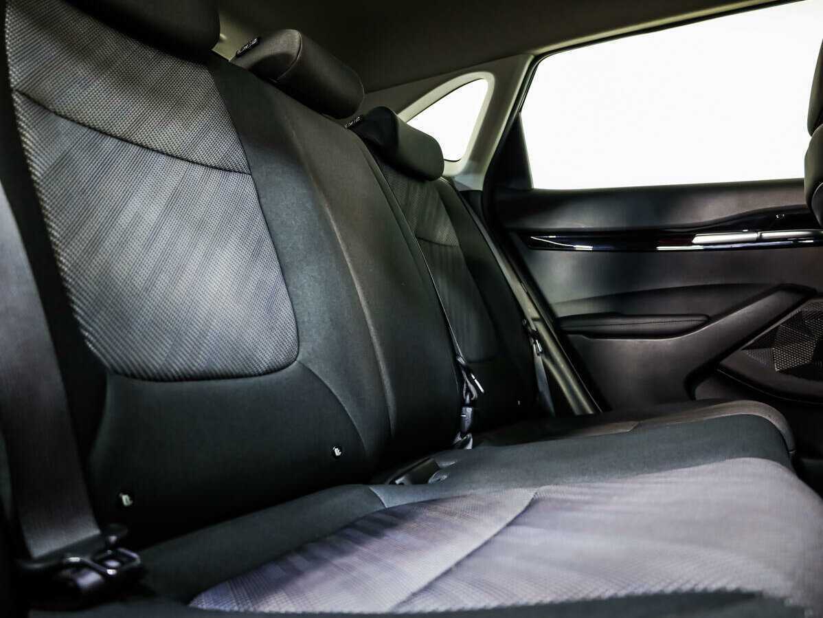 Купить Kia Seltos с пробегом. Фото: #11