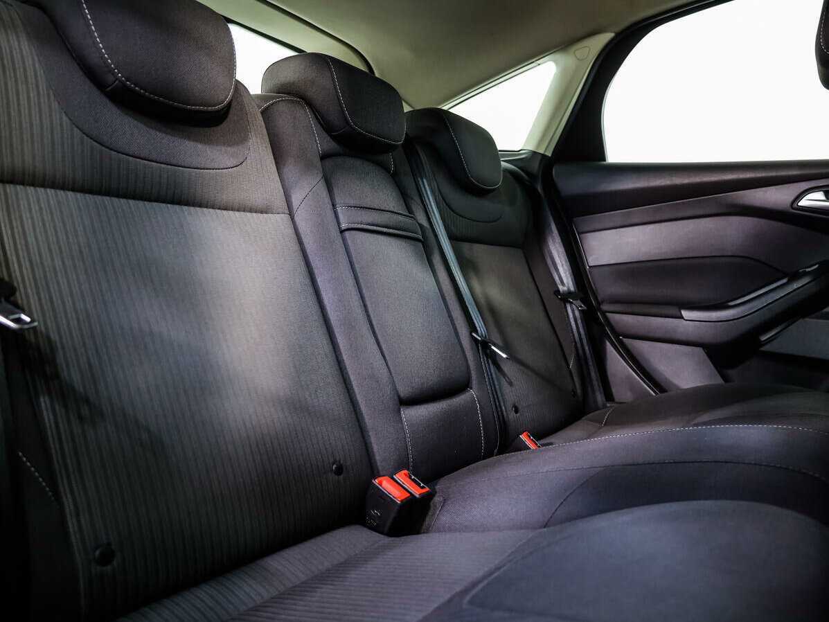 Купить Ford Focus с пробегом. Фото: #11