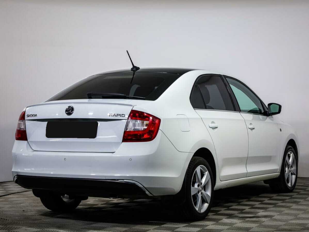 Купить Skoda Rapid с пробегом. Фото: #3