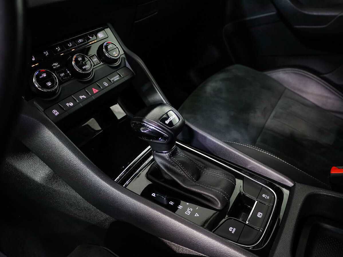 Купить Skoda Karoq с пробегом. Фото: #18
