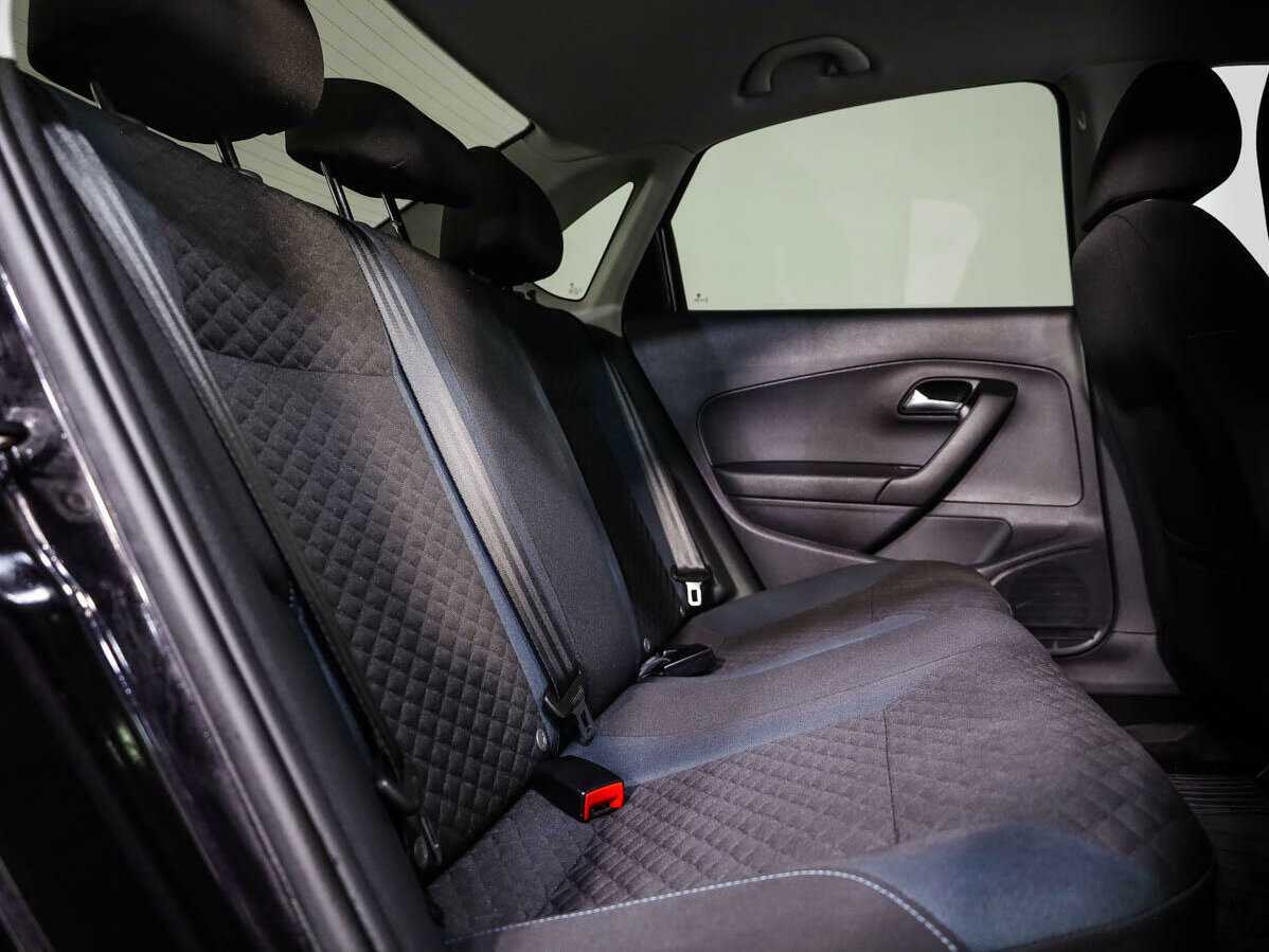 Купить Volkswagen Polo с пробегом. Фото: #10