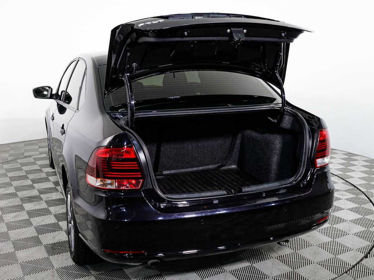 Купить Volkswagen Polo с пробегом. Фото: #18