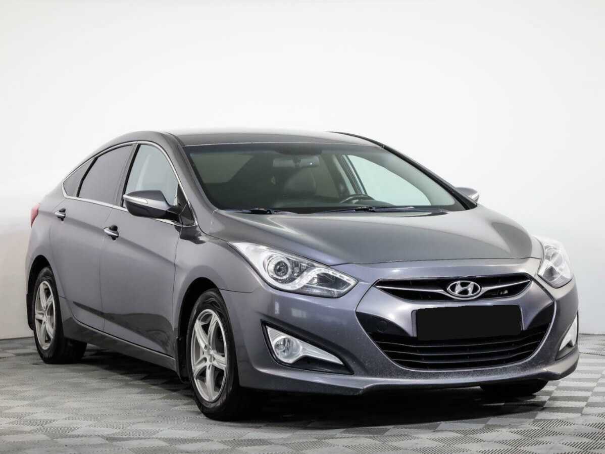 Купить Hyundai i40 с пробегом. Фото: #1