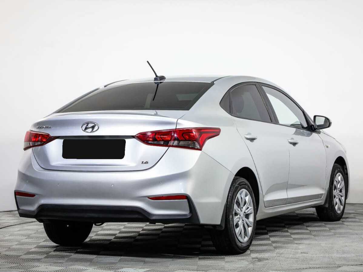 Купить Hyundai Solaris с пробегом. Фото: #3