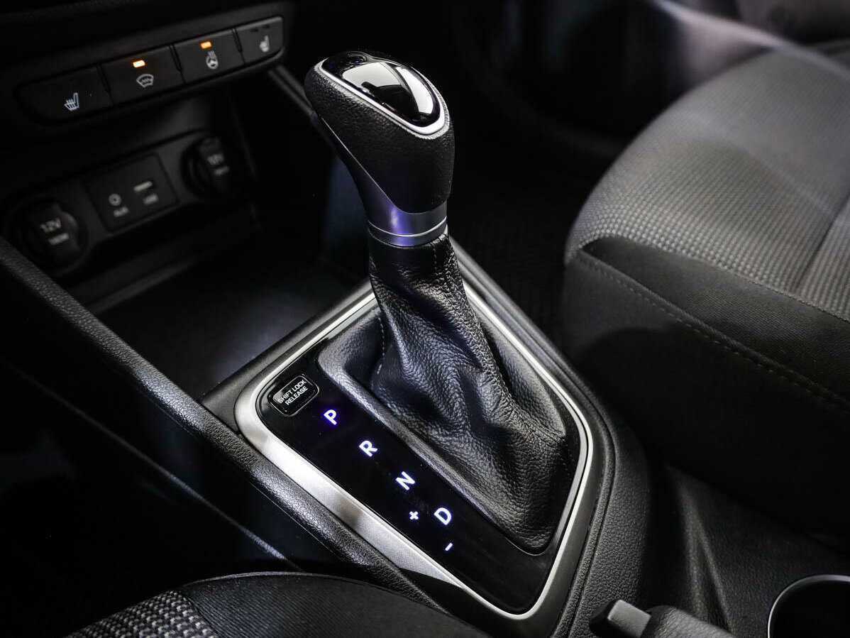 Купить Hyundai Solaris с пробегом. Фото: #16