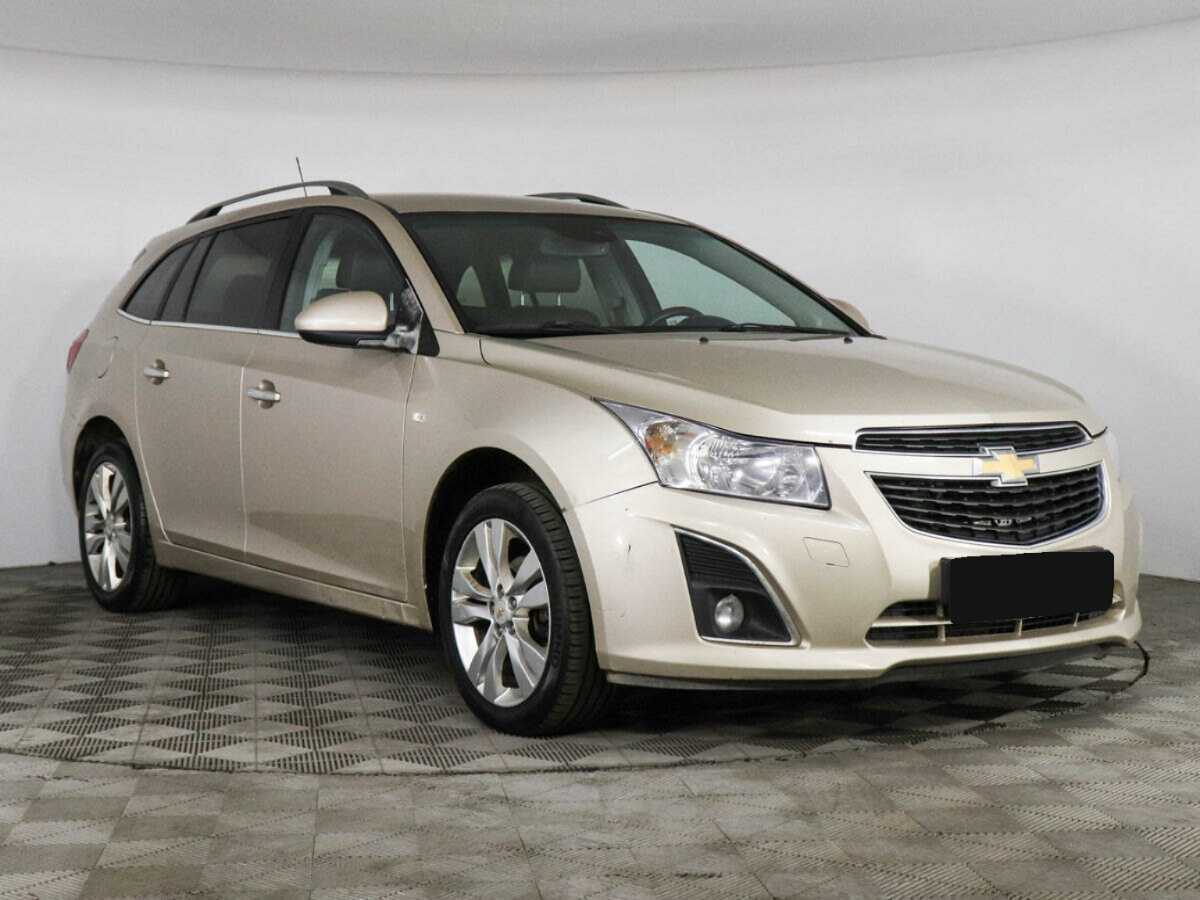 Купить Chevrolet Cruze с пробегом. Фото: #2