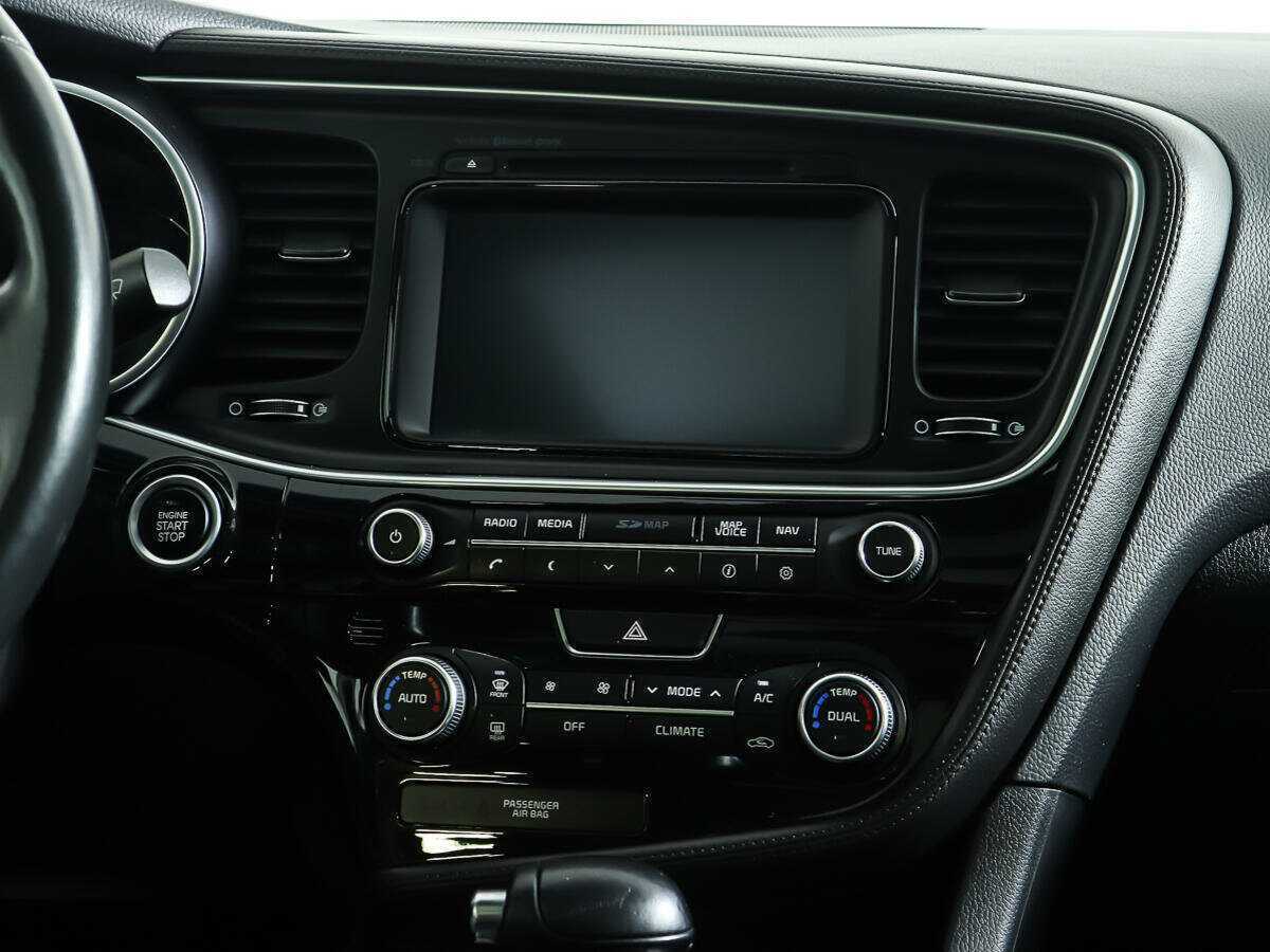 Купить Kia Optima с пробегом. Фото: #9