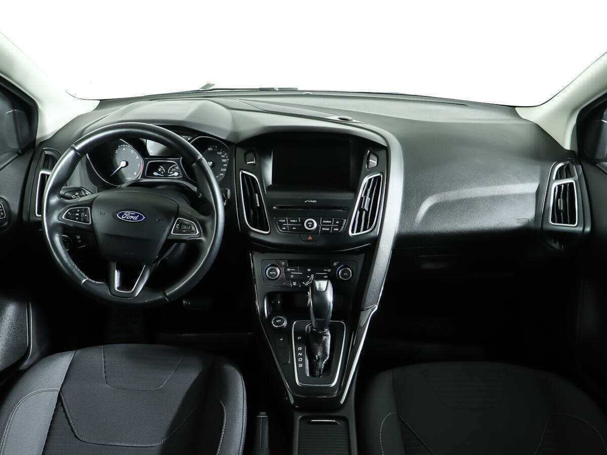 Купить Ford Focus с пробегом. Фото: #9