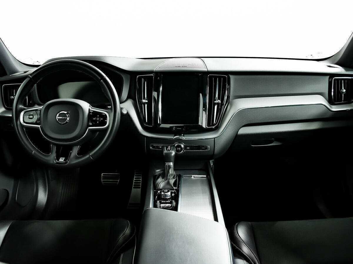 Купить Volvo XC60 с пробегом. Фото: #10