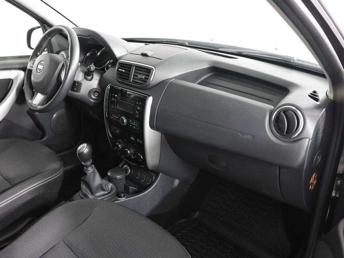 Купить Nissan Terrano с пробегом. Фото: #9