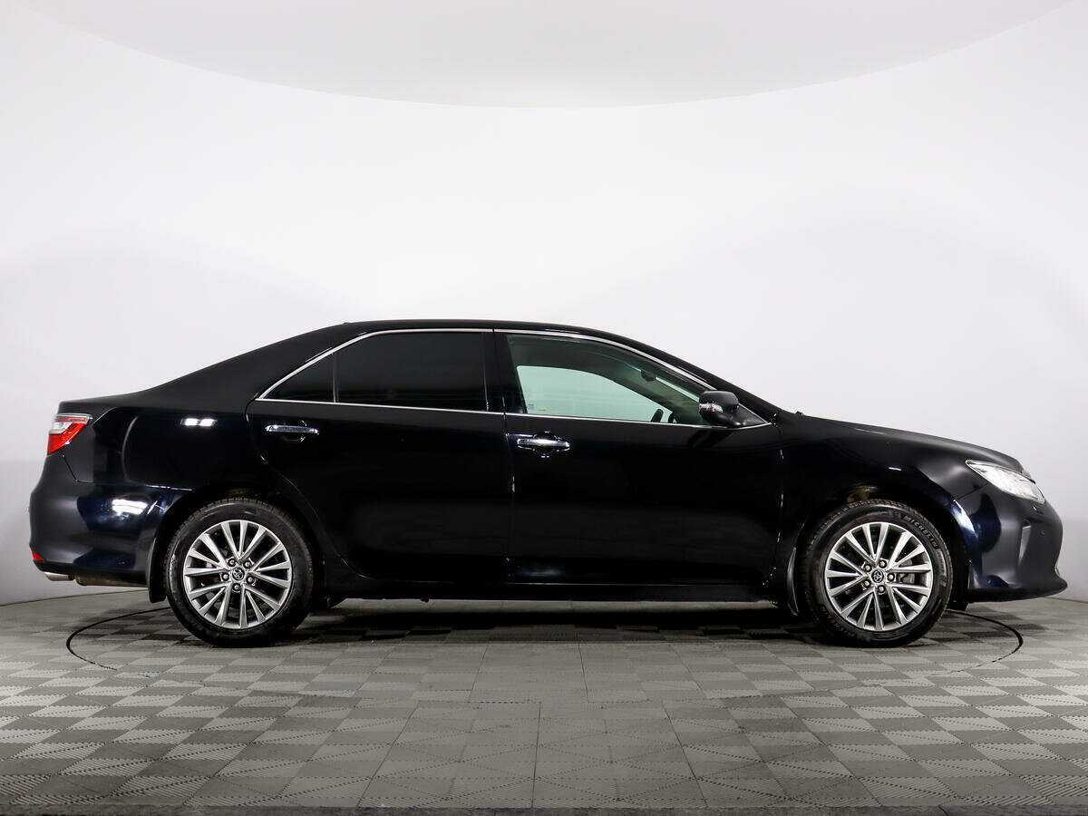 Купить Toyota Camry с пробегом. Фото: #3