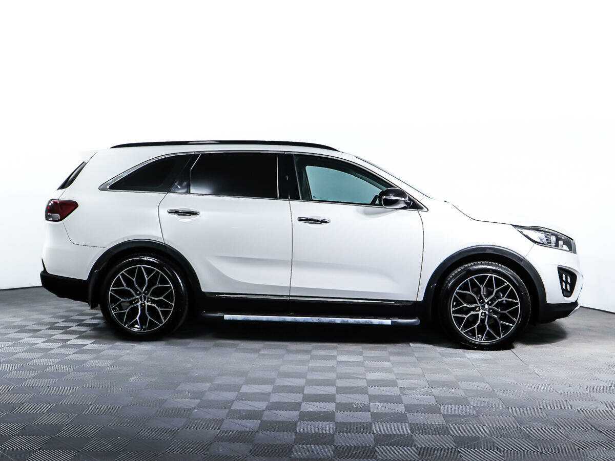 Купить Kia Sorento с пробегом. Фото: #1