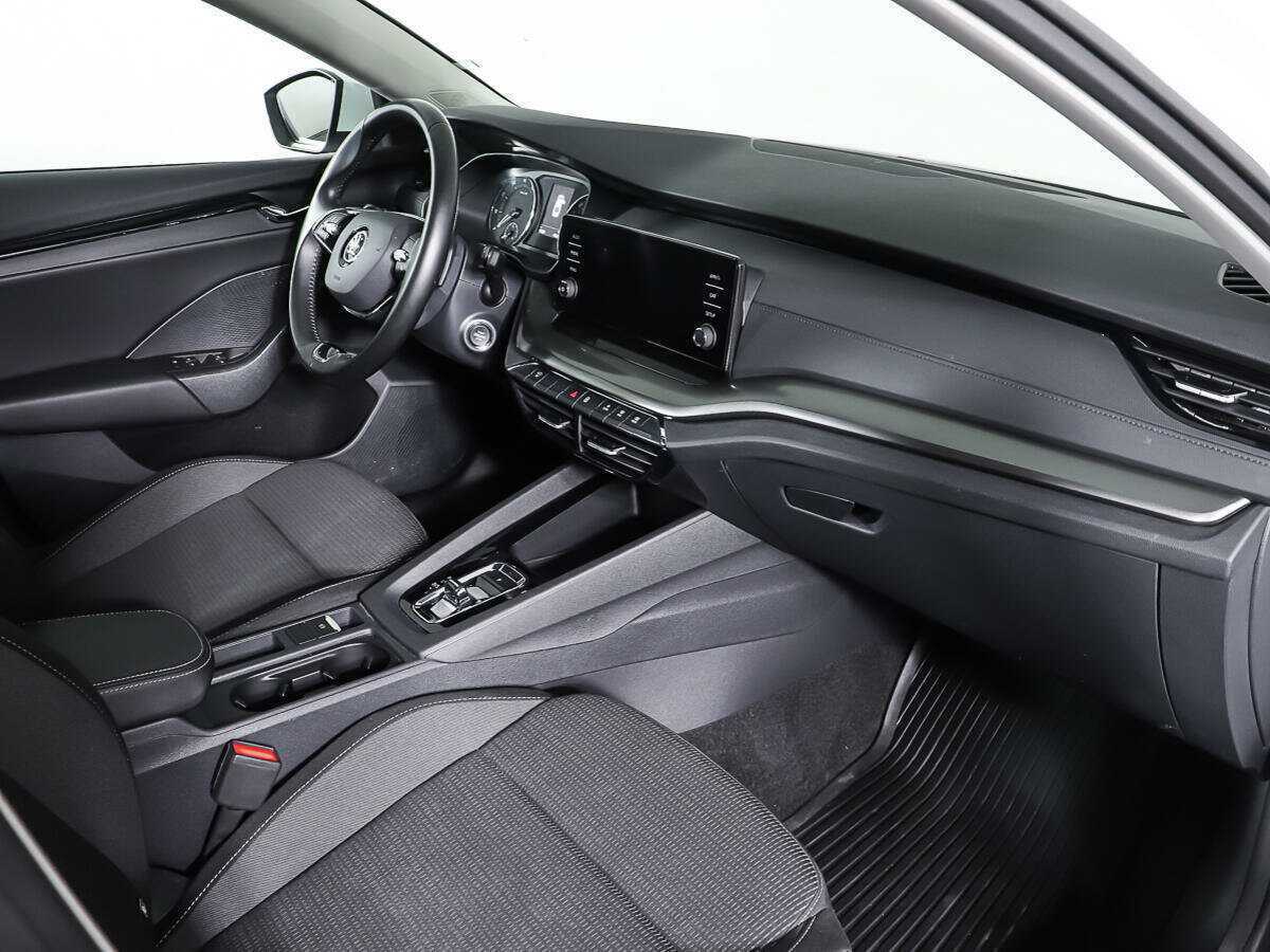 Купить Skoda Octavia с пробегом. Фото: #8