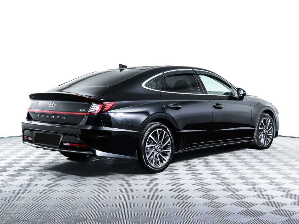 Купить Hyundai Sonata с пробегом. Фото: #3