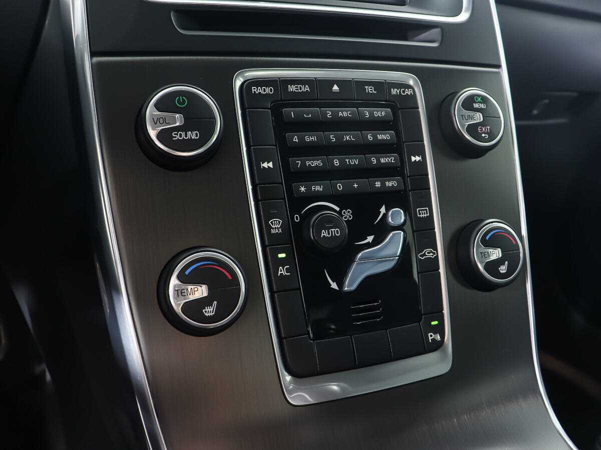 Купить Volvo S60 с пробегом. Фото: #17