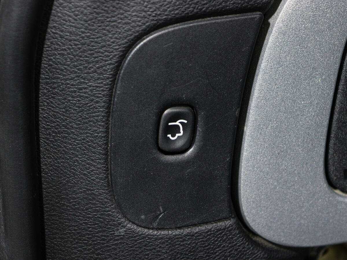 Купить Jeep Cherokee с пробегом. Фото: #12