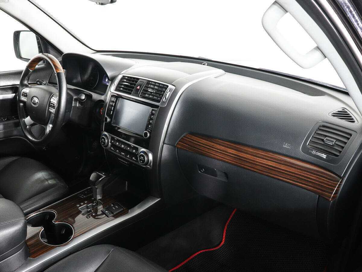 Купить Kia Mohave с пробегом. Фото: #9