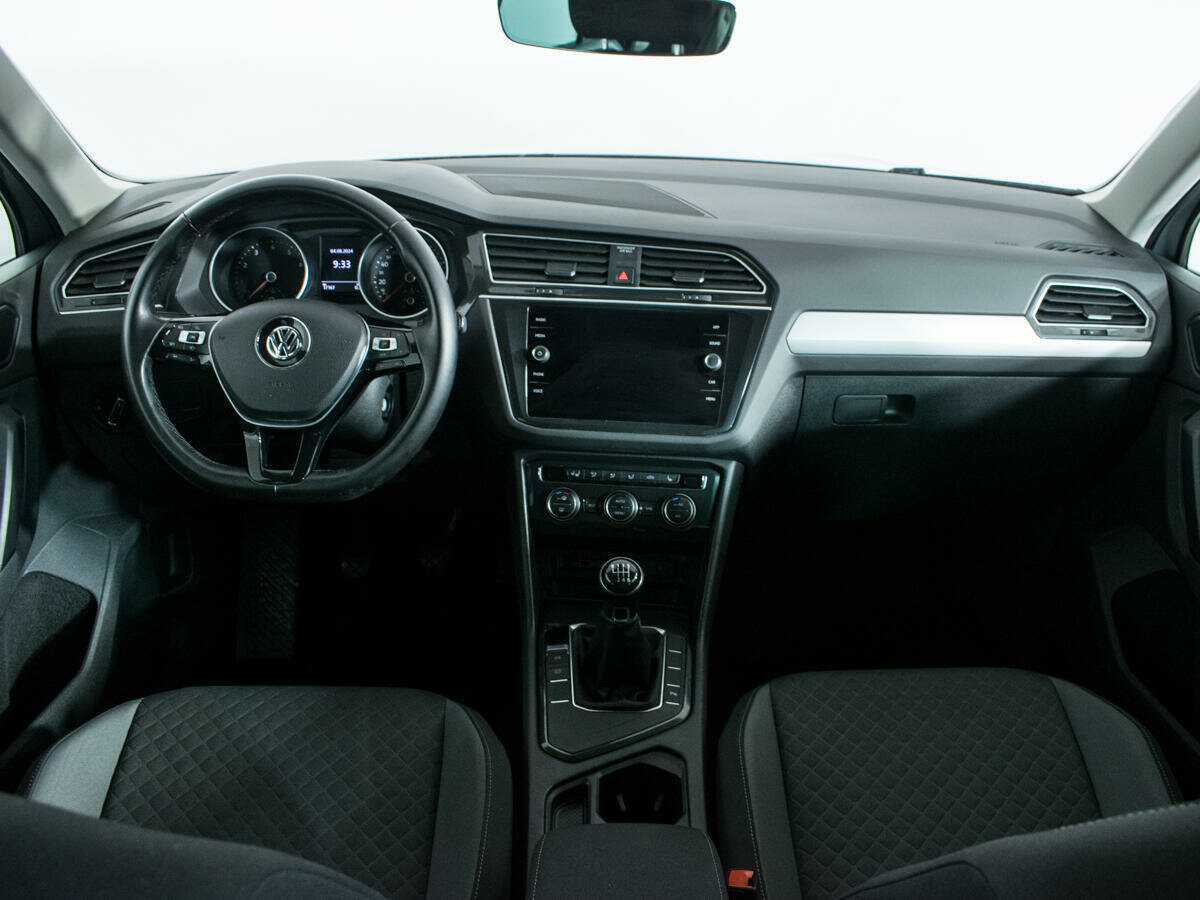 Купить Volkswagen Tiguan с пробегом. Фото: #10