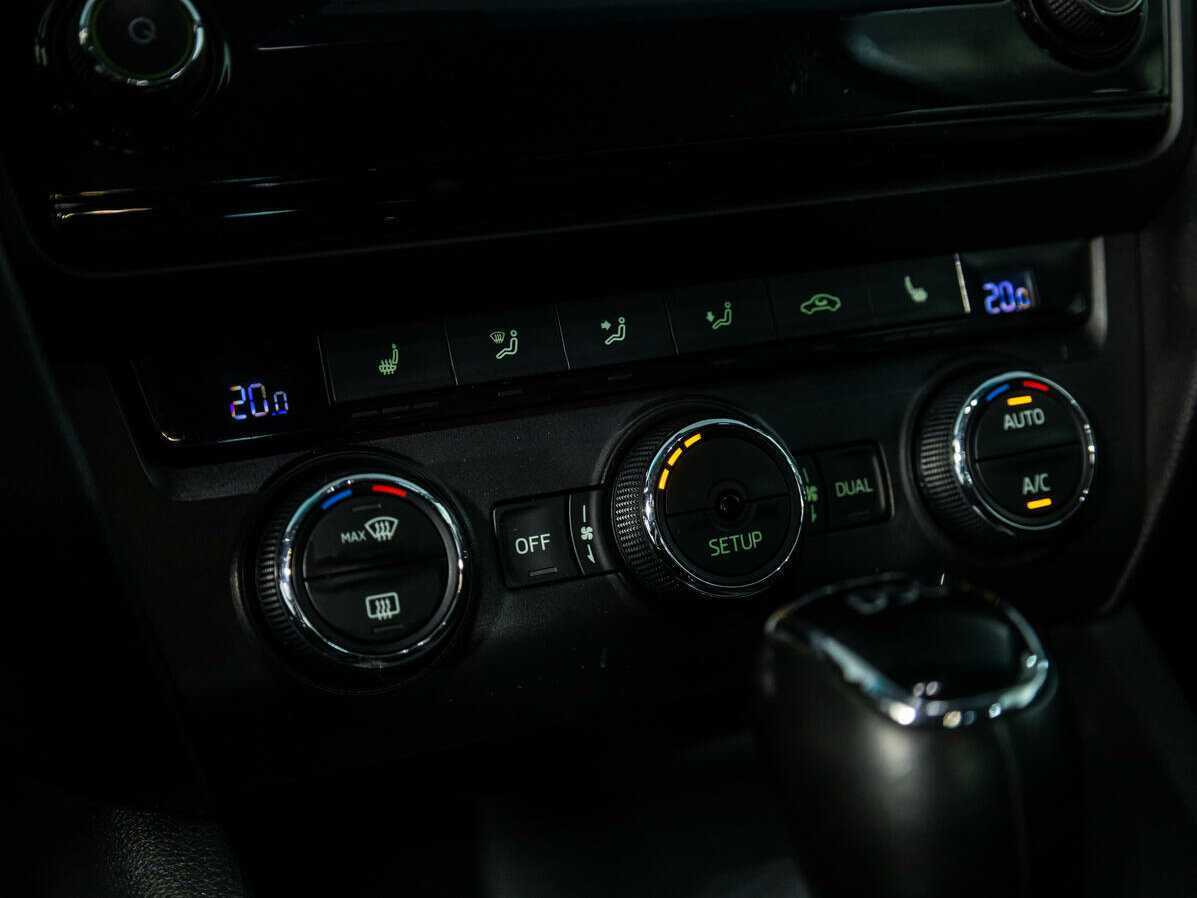 Купить Skoda Octavia с пробегом. Фото: #15