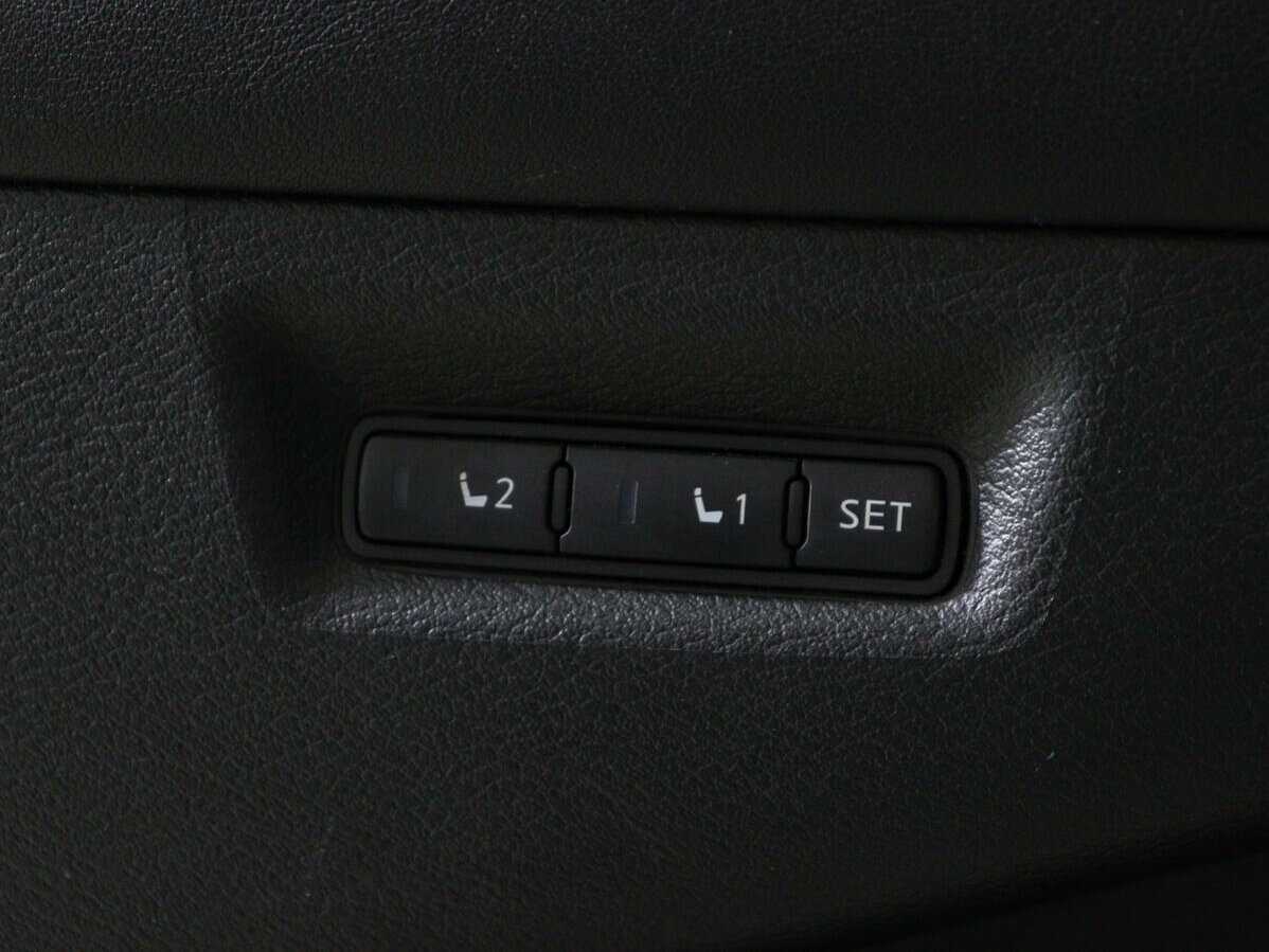 Купить Nissan Murano с пробегом. Фото: #17