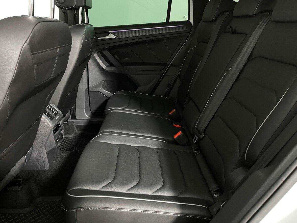 Купить Volkswagen Tiguan с пробегом. Фото: #9