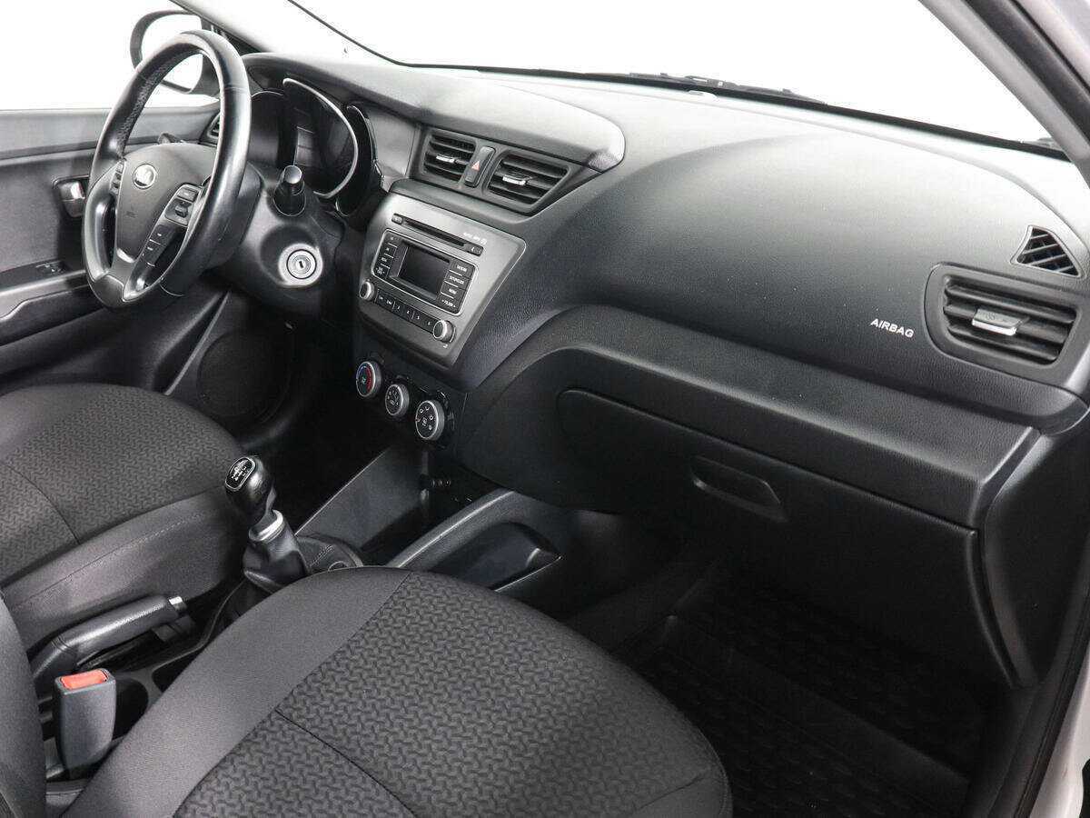 Купить Kia Rio с пробегом. Фото: #9