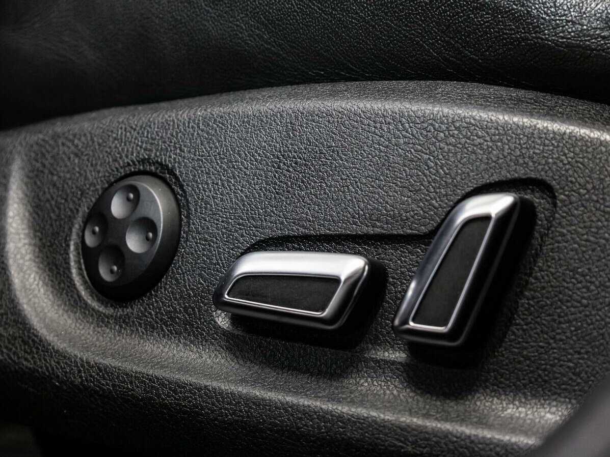 Купить Audi A4 с пробегом. Фото: #17