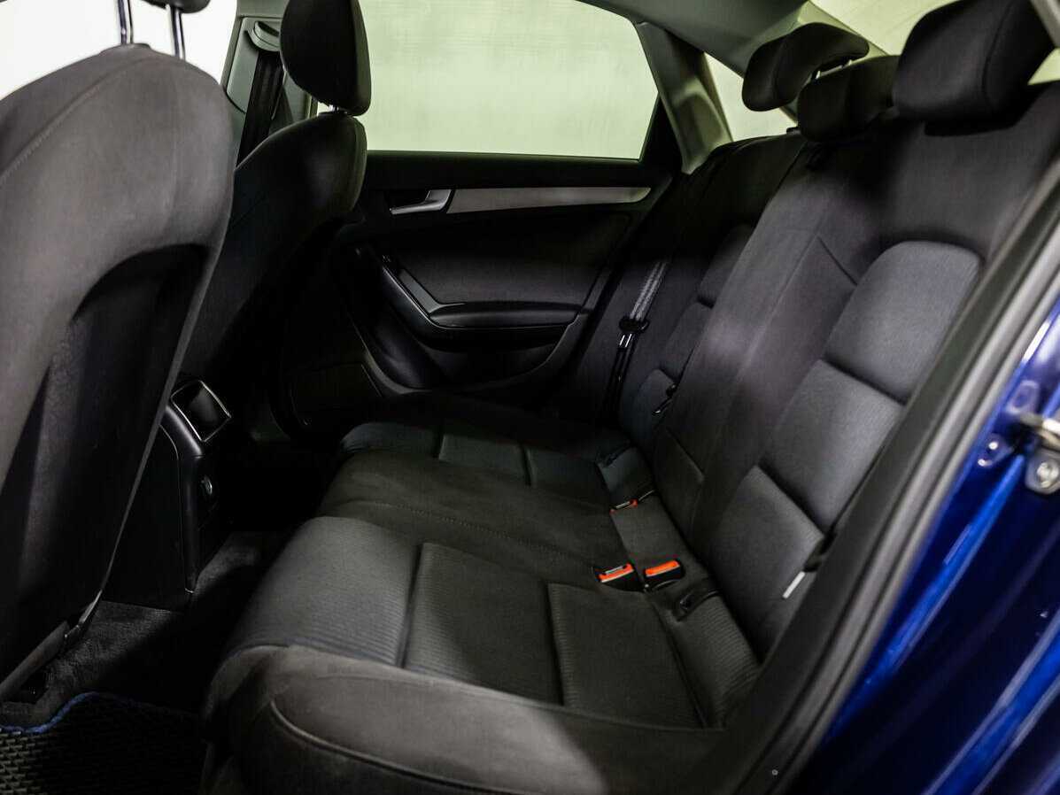 Купить Audi A4 с пробегом. Фото: #7