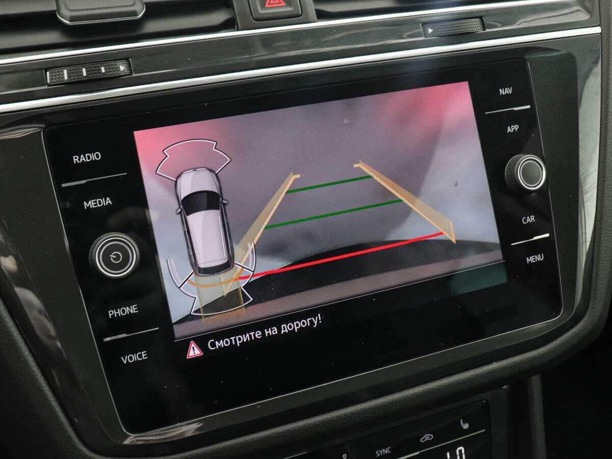 Купить Volkswagen Tiguan с пробегом. Фото: #12