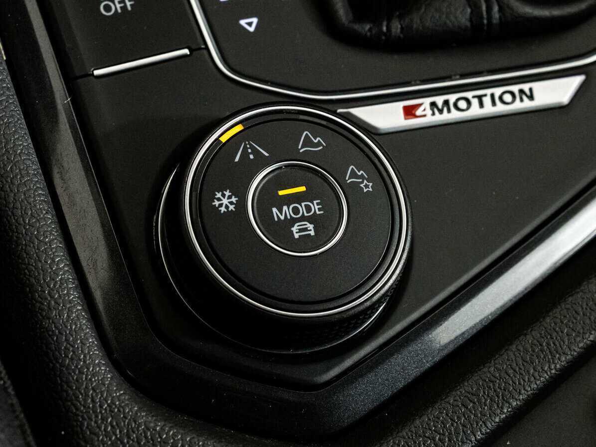 Купить Volkswagen Tiguan с пробегом. Фото: #18