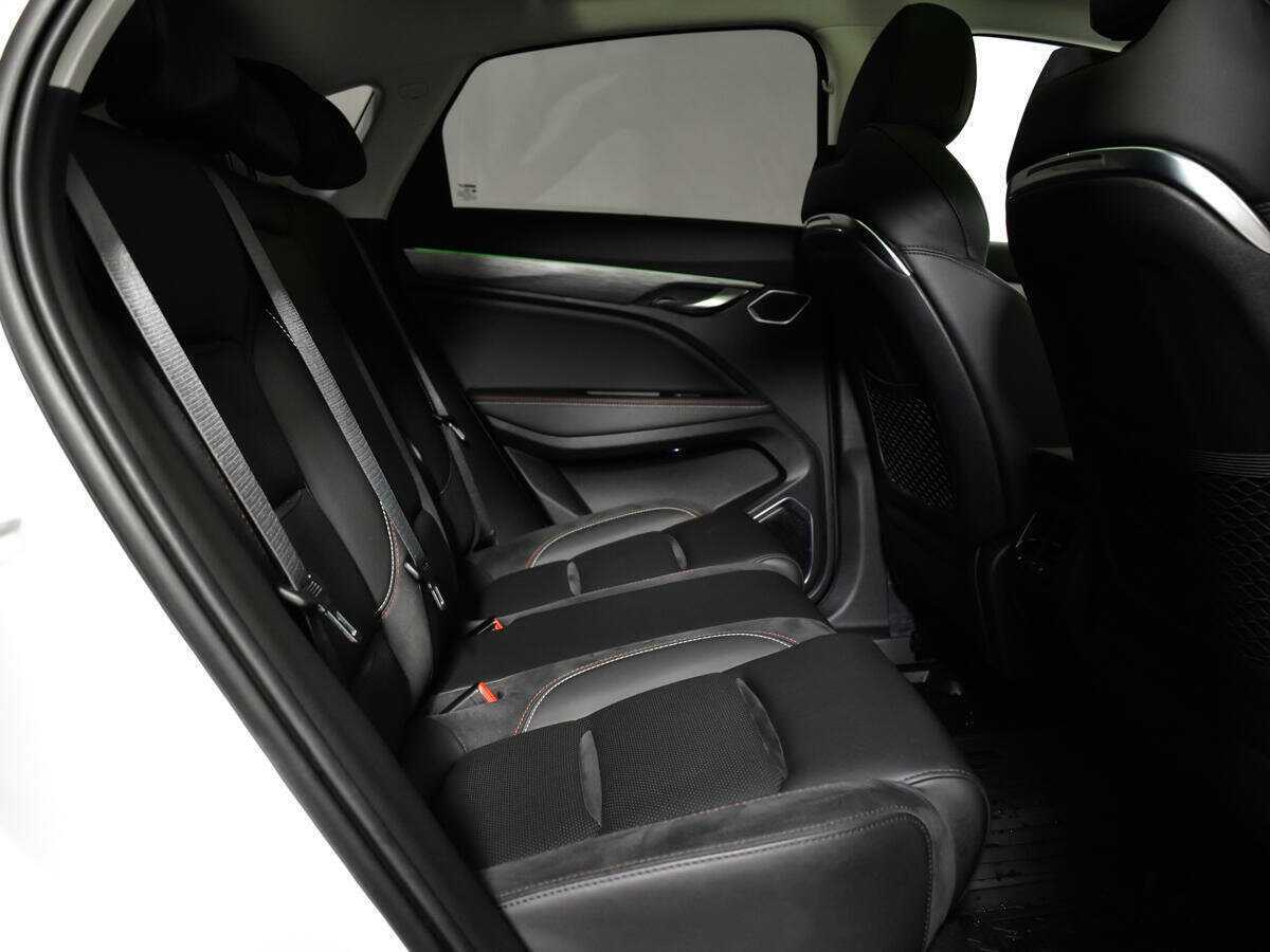 Купить Geely Tugella с пробегом. Фото: #9