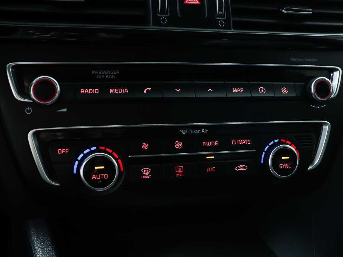 Купить Kia Optima с пробегом. Фото: #14