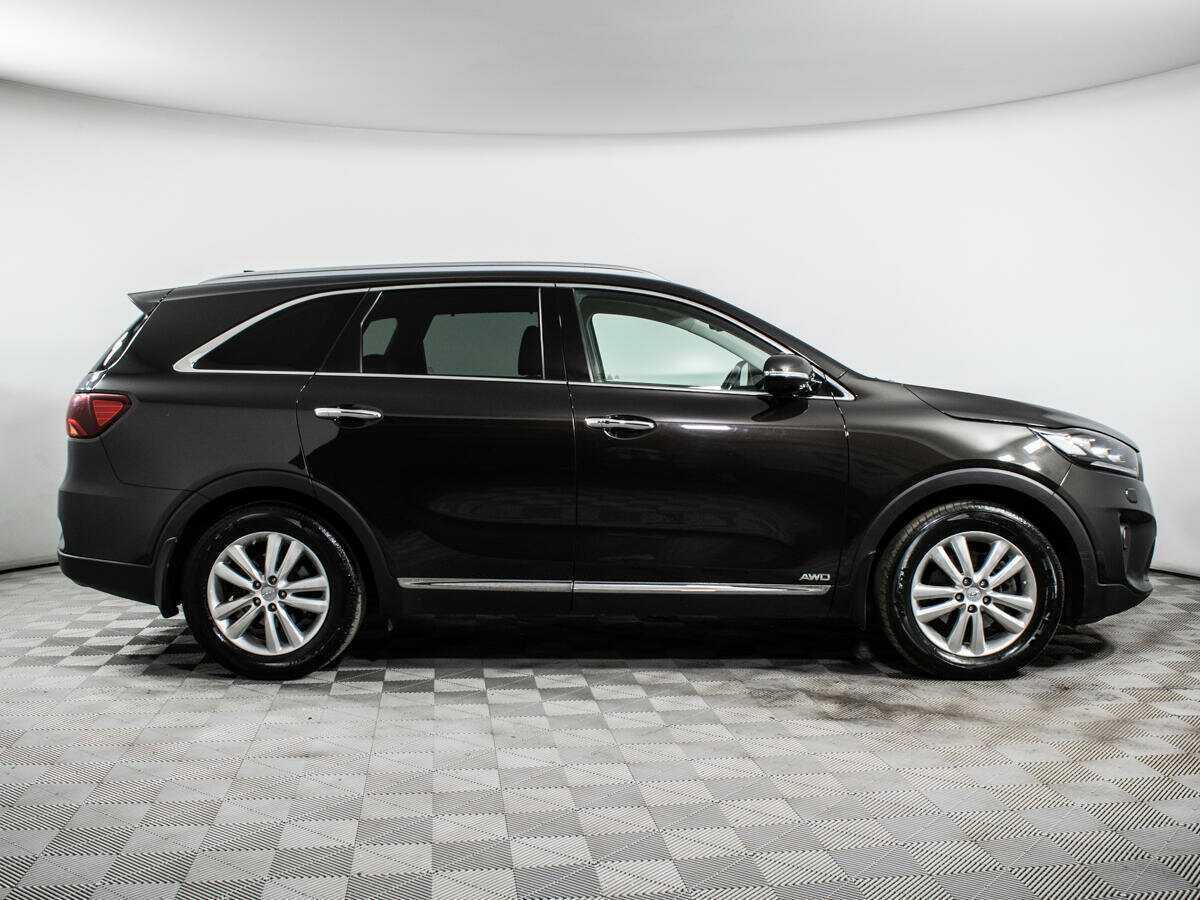 Купить Kia Sorento с пробегом. Фото: #3
