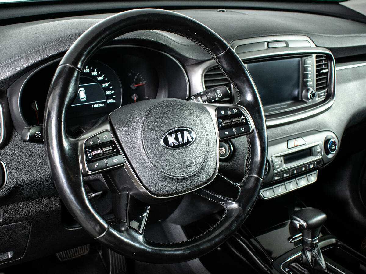 Купить Kia Sorento с пробегом. Фото: #14