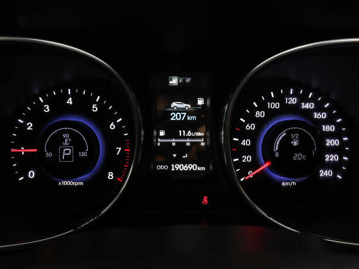 Купить Hyundai Santa Fe с пробегом. Фото: #10