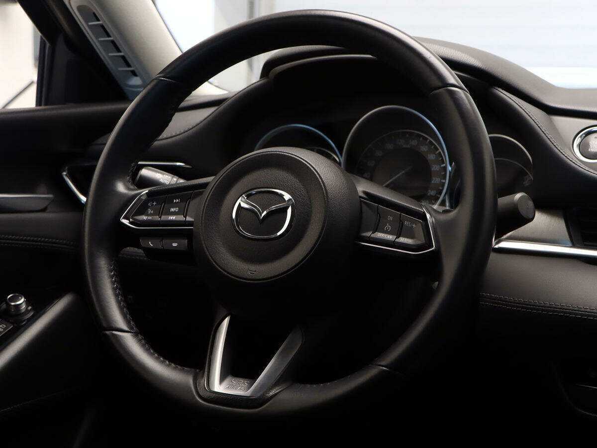 Купить Mazda 6 с пробегом. Фото: #9
