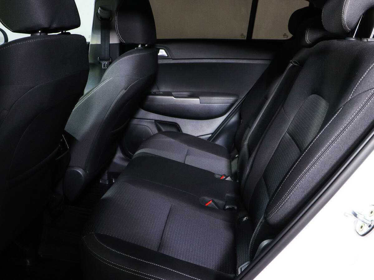 Купить Kia Sportage с пробегом. Фото: #9